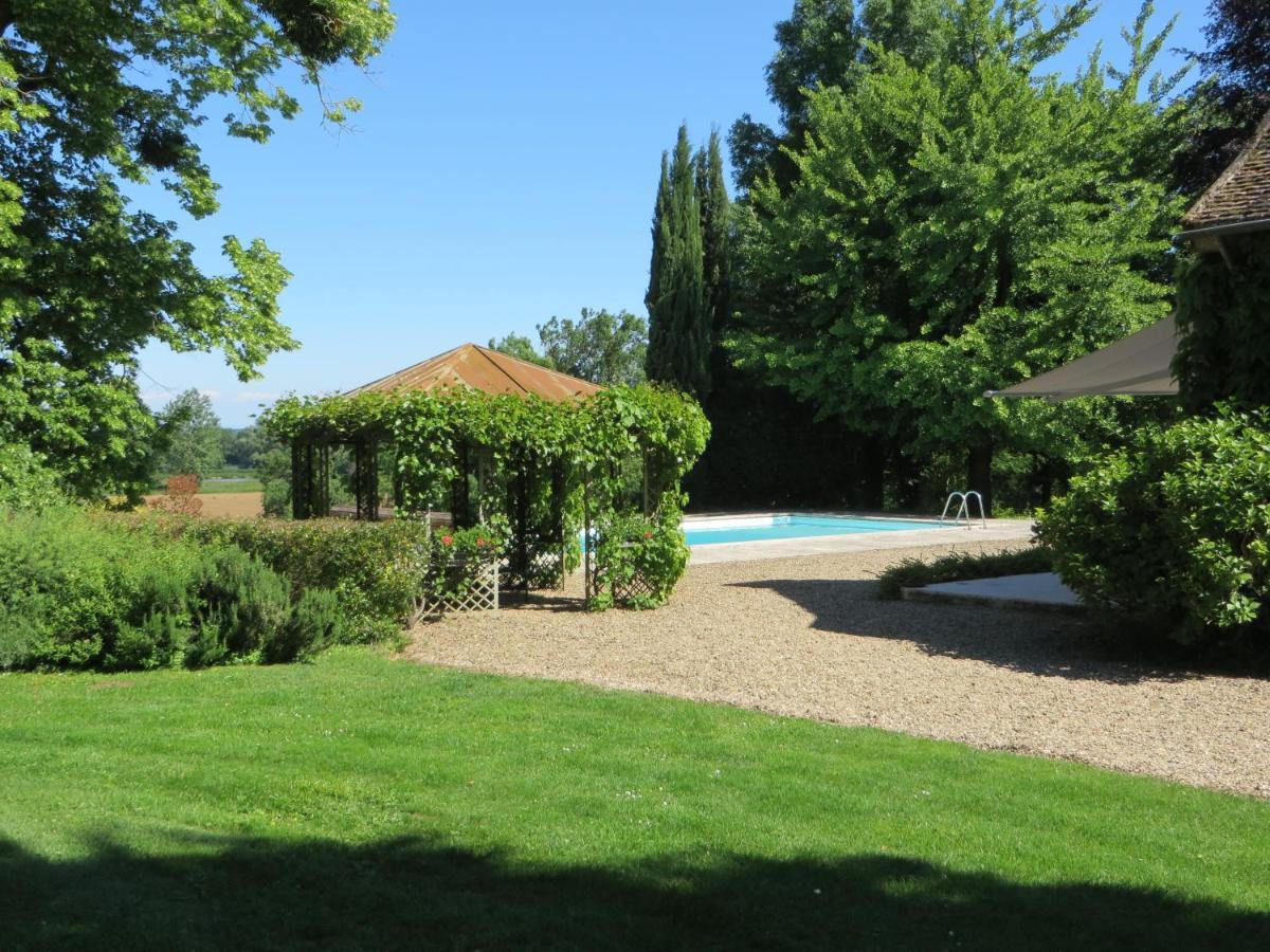 Domaine De L'Oiseau Panzió Gergy Kültér fotó