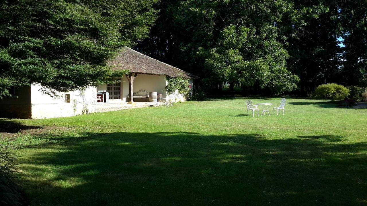 Domaine De L'Oiseau Panzió Gergy Kültér fotó