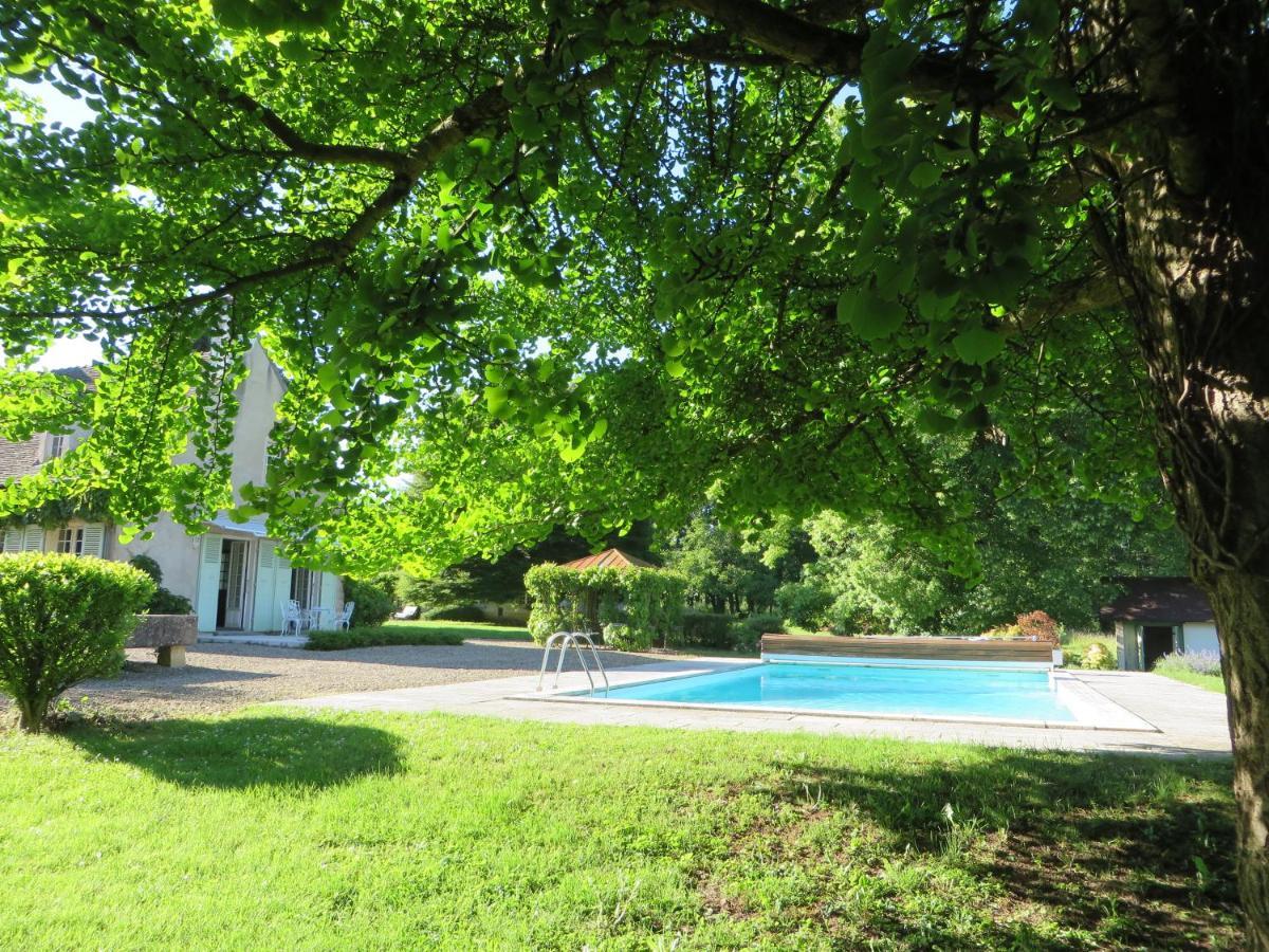 Domaine De L'Oiseau Panzió Gergy Kültér fotó