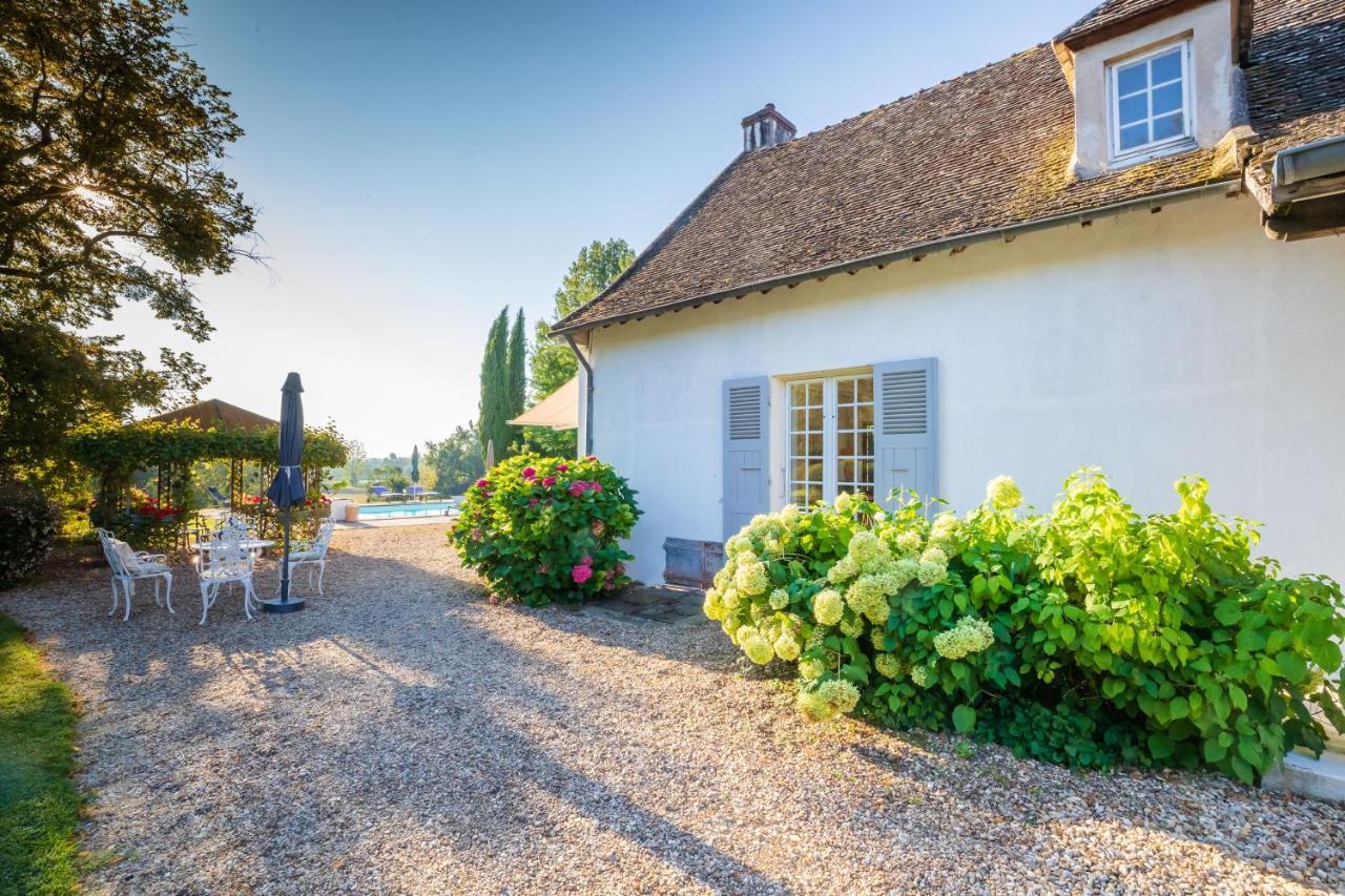Domaine De L'Oiseau Panzió Gergy Kültér fotó